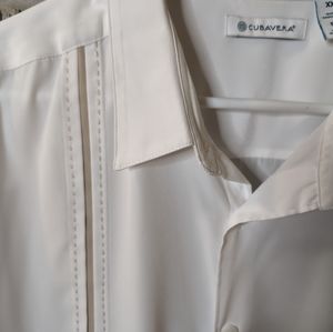 Cubavera white cigar shirt with tan panels and stitching